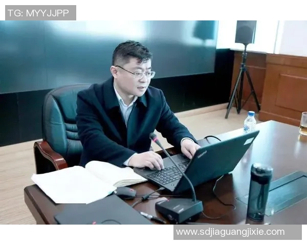 羽毛球场上的追梦者：刘磊的奋斗与成长之路